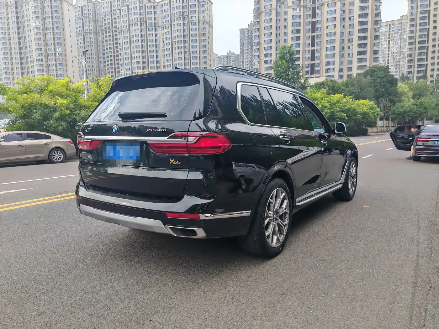 BMW X7 2020 2019 xDrive40i Leading Luxury Package