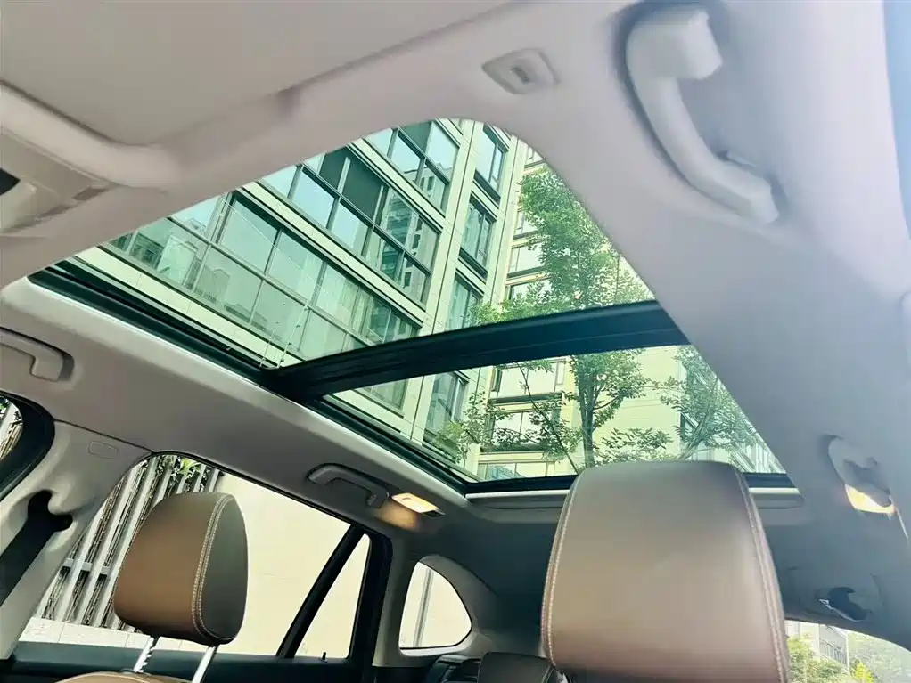 BMW X1 2022 sDrive25Li Leading фото 16