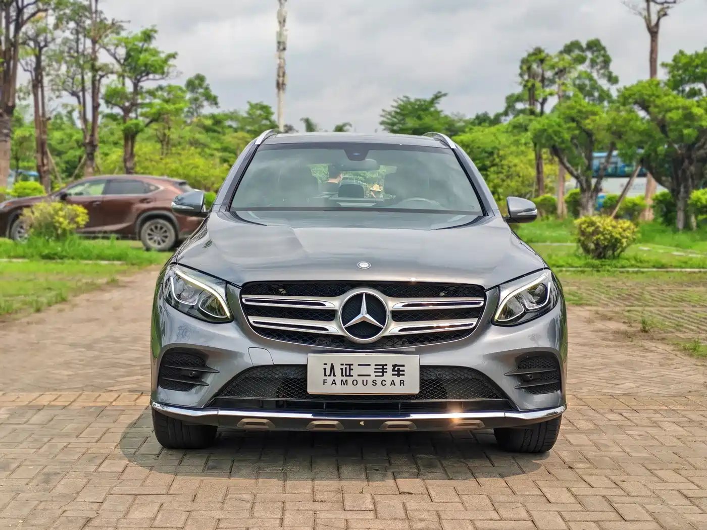 Mercedes-Benz GLC 2017 GLC 260 4MATIC Dynamic фото 2