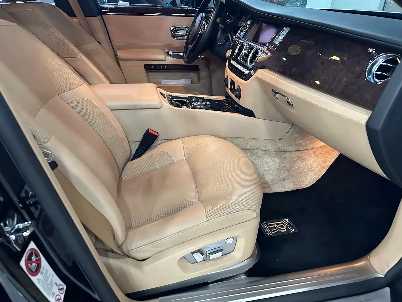 Rolls-Royce Ghost 2013 2010 Model 6.6T Standard