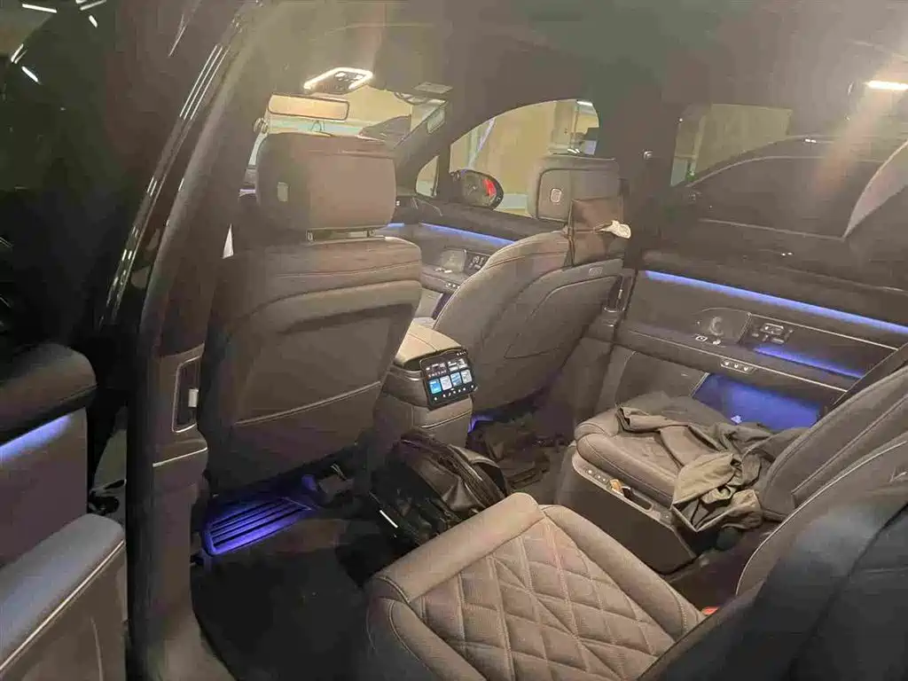 NIO ES8 2026 2025 Model 6-Seat Executive Luxury Edition