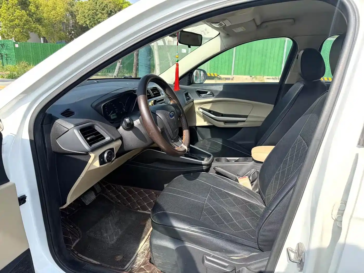 Ford Escort 2015 2015 1.5L Automatic Comfort