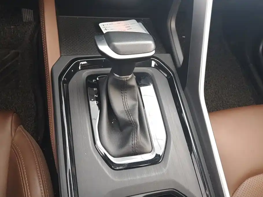 Photo 16 - Geely Emgrand X6