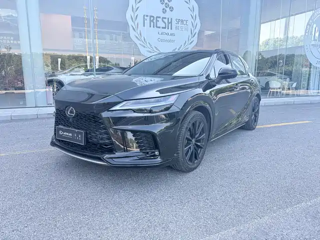 Lexus RX 2023