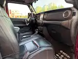 Фото 8 - Jeep Wrangler 4xe