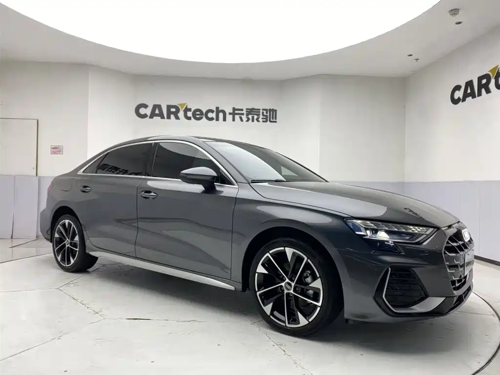 Audi A3 2025 Facelift A3L Limousine 35TFSI Flying Spur Premium фото 3