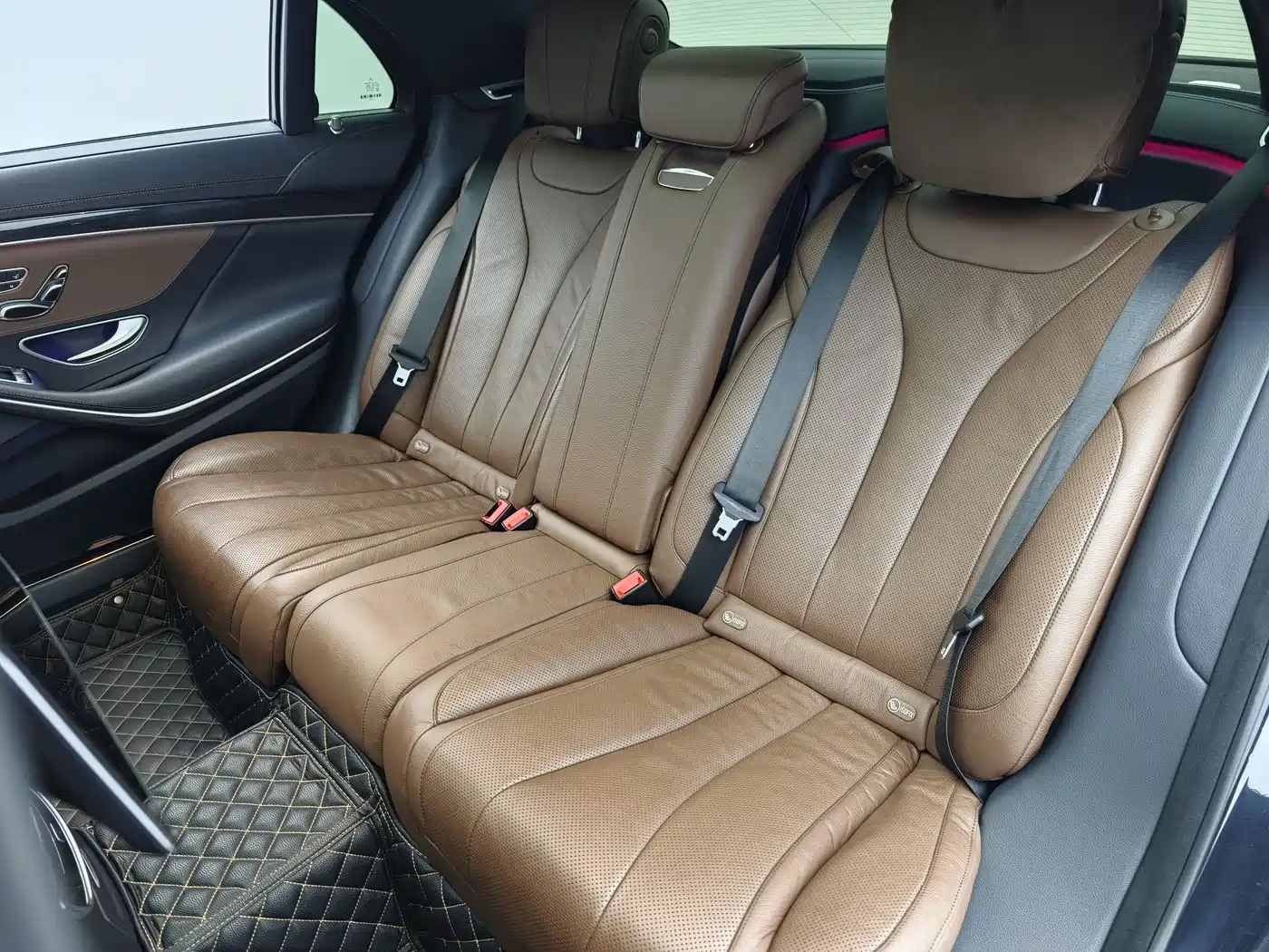 Mercedes-Benz S-Class 2018 S 450 L 4MATIC Excellence Special Edition фото 15