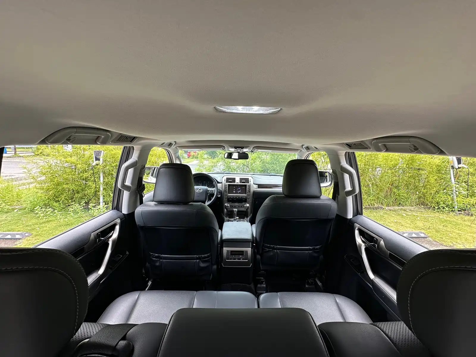 Фото 13 - Lexus GX
