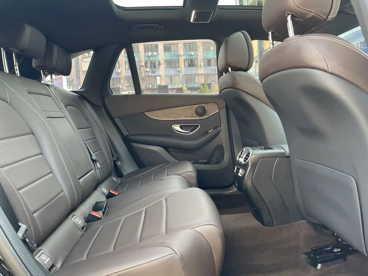 Mercedes-Benz GLC 2022 Facelift GLC 300 L 4MATIC Dynamic Collector's Edition фото 9
