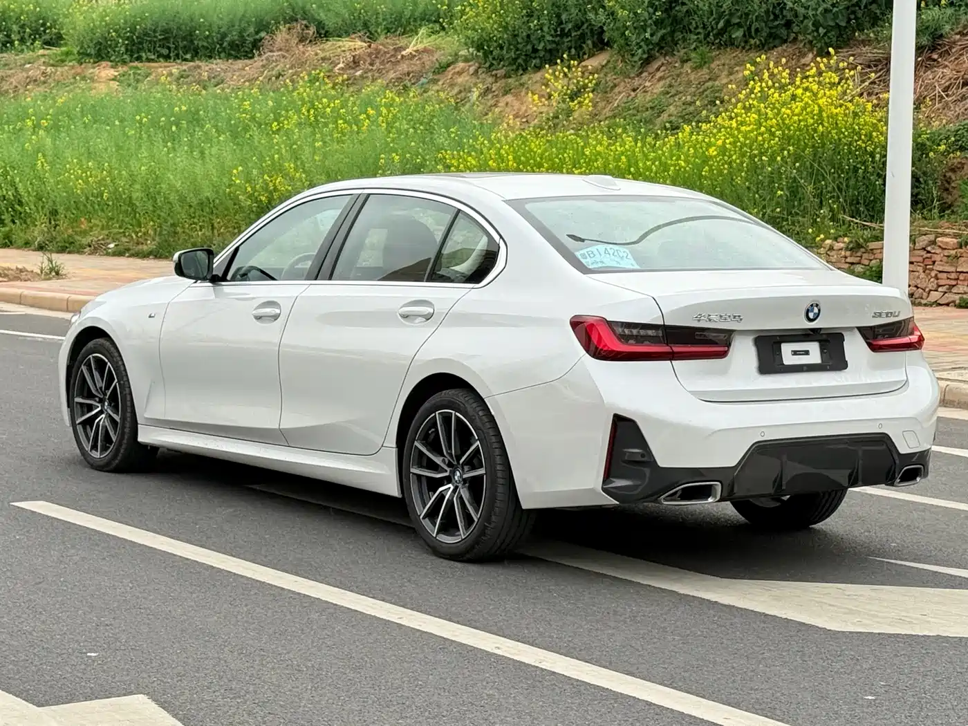 BMW 3 Series 2024 320Li M Sport Package фото 13