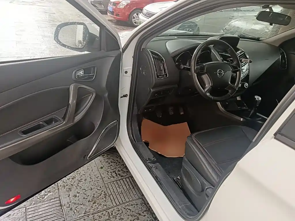 Фото 16 - Haima S5