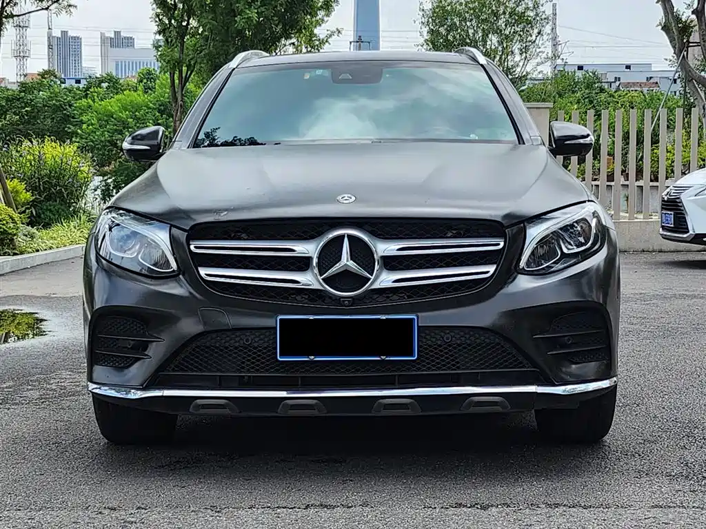 Mercedes-Benz GLC 2018 Facelift GLC 260 4MATIC Luxury фото 2