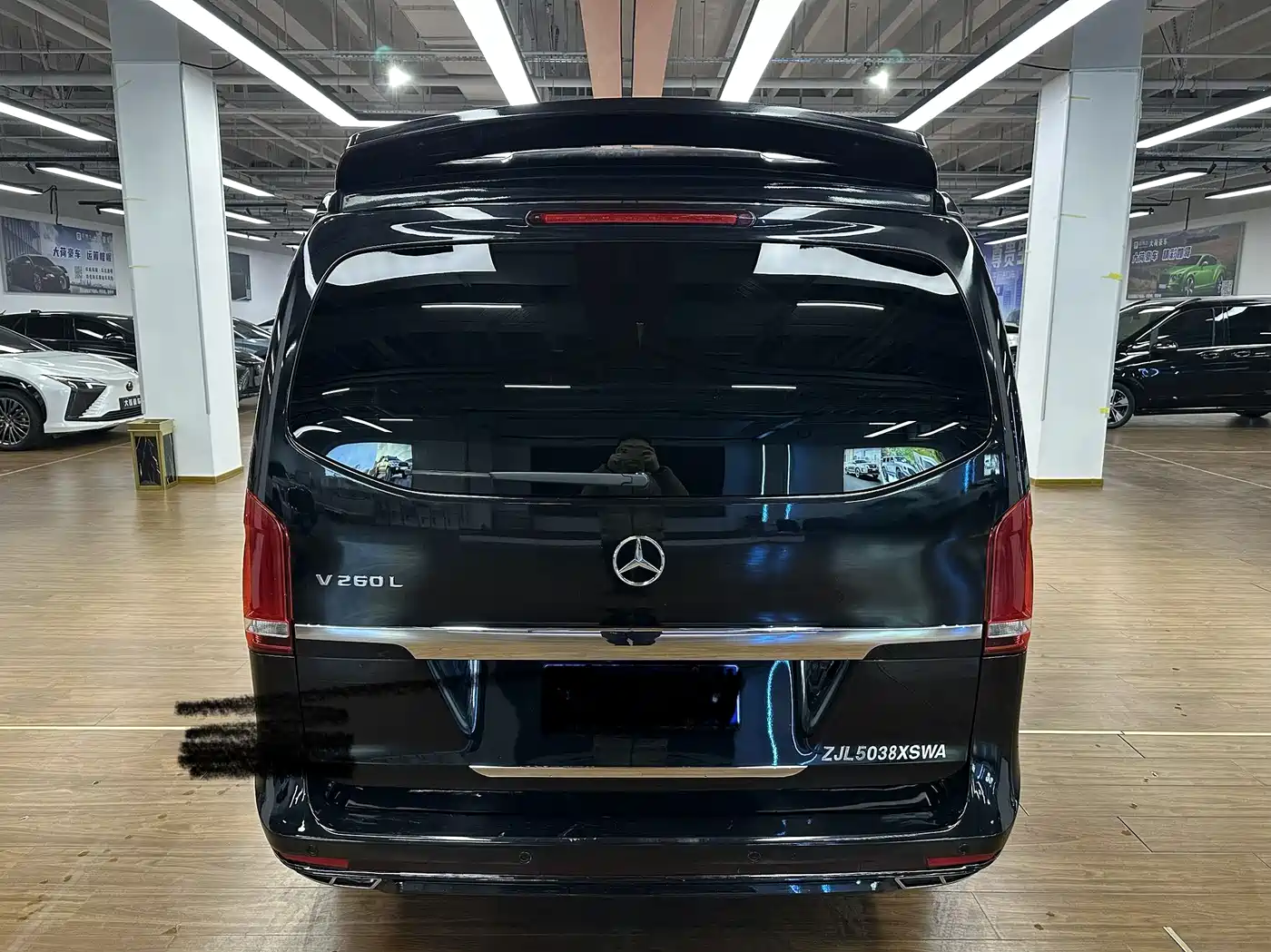 Mercedes-Benz V-Class 2018 V 260 L Premium Long Version China V фото 6