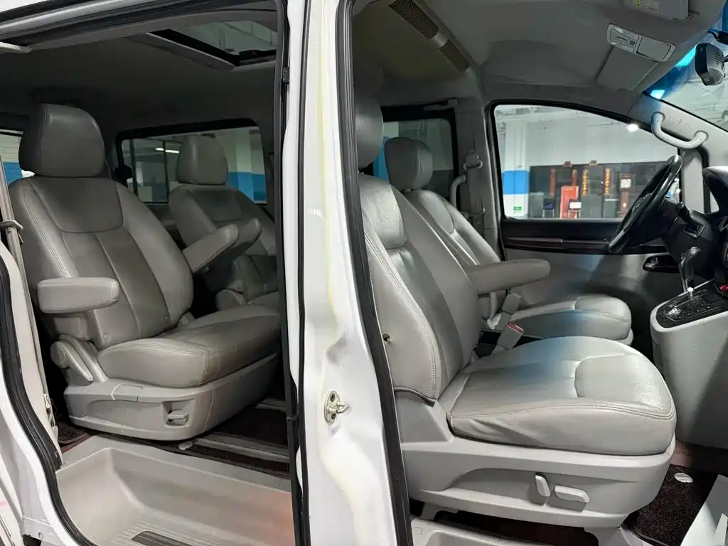 JAC Motors Refine M5 2016 2016 2.0T Gasoline Automatic Official Version