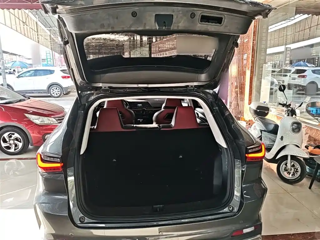 Фото 19 - Changan Oshan Changan Oushang X5
