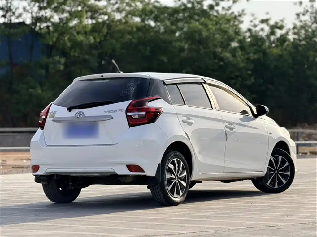 Toyota Vios FS 2021 1.5L CVT Fengchi Edition фото 11