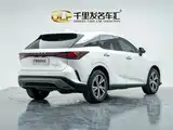 Фото 3 - Lexus RX