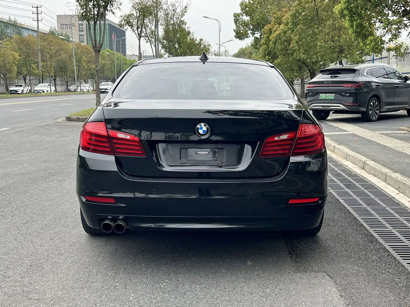 BMW 5 Series 2017 525Li Leading Edition фото 8
