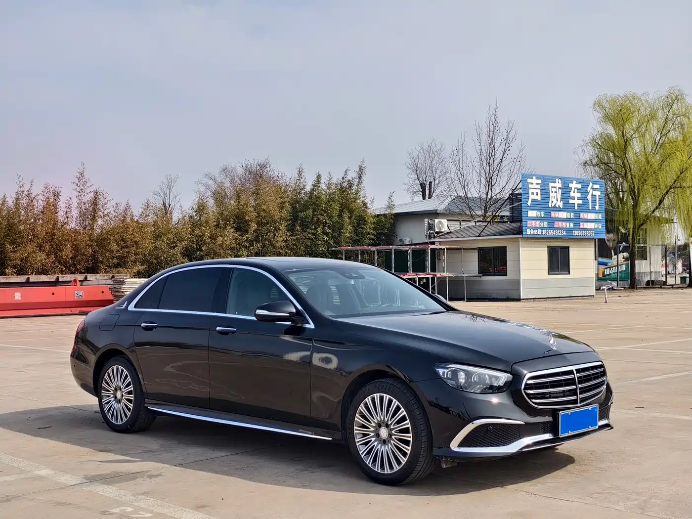 Mercedes-Benz E-Class 2016 E 200 L Sport Type фото 3