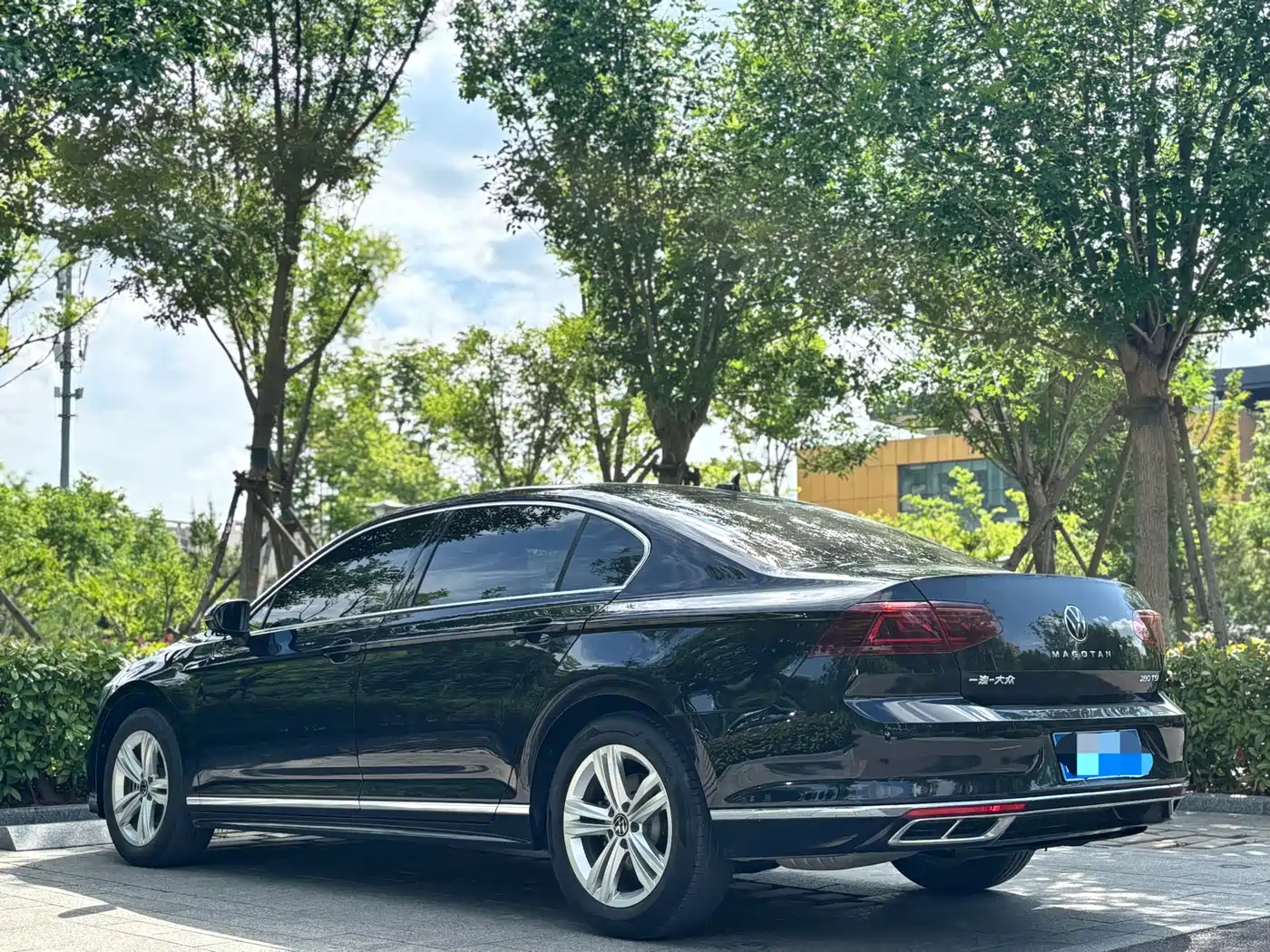 Volkswagen Magotan 2024 2 Million Units Public Sharing Edition 280TSI DSG Comfort фото 8