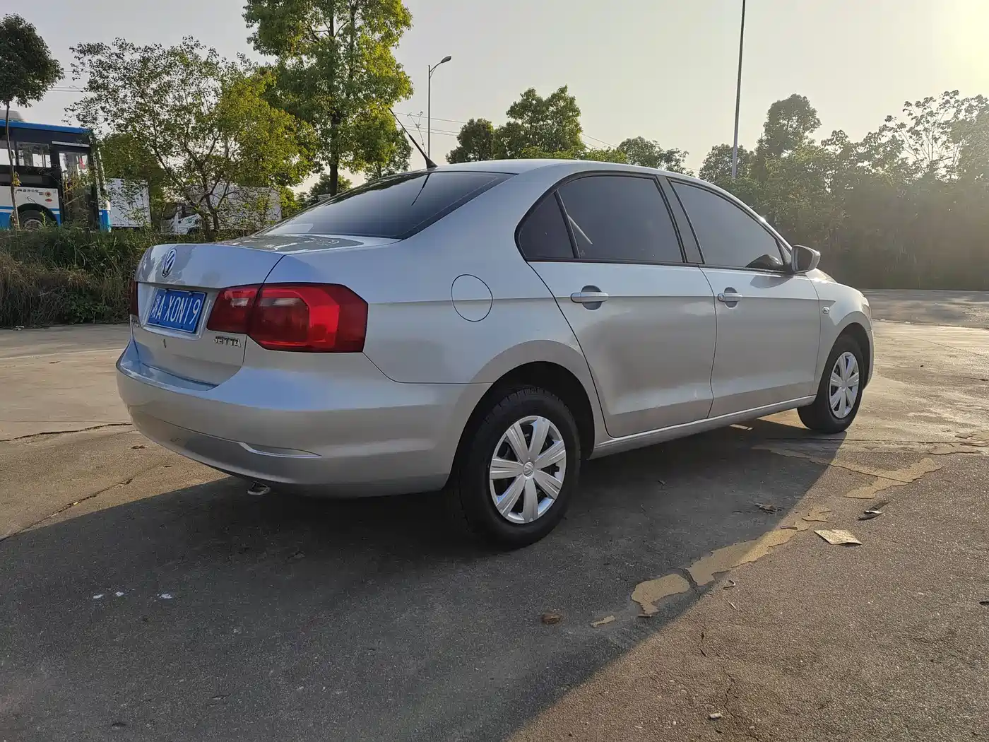 Volkswagen Jetta 2015 1.6L Manual Trend фото 5