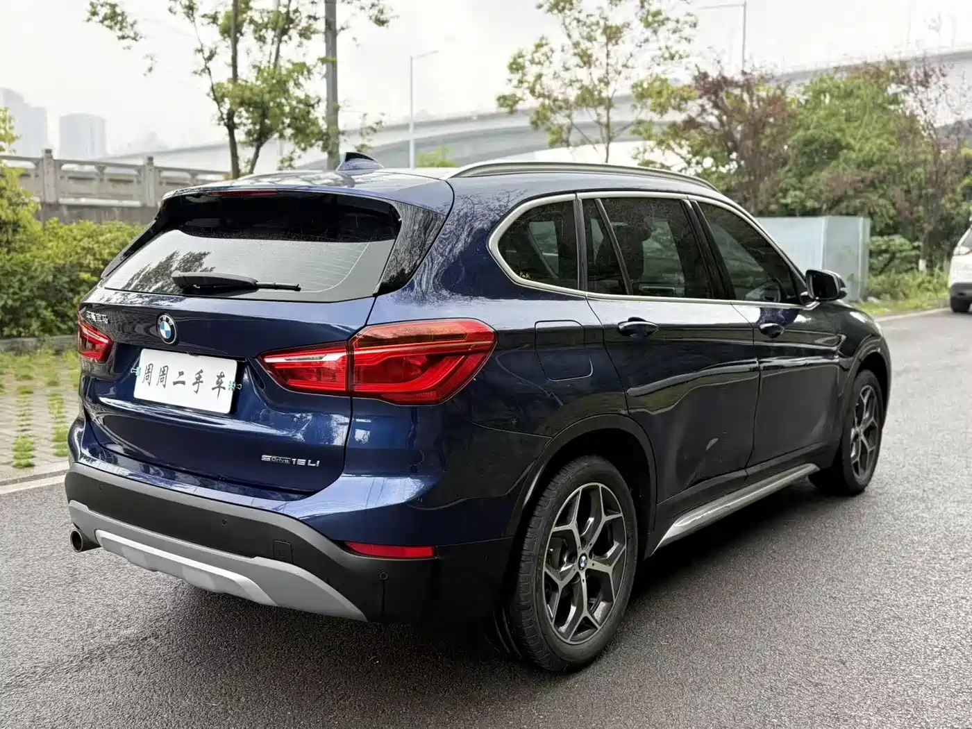 BMW X1 2019 sDrive18Li Premium Model фото 8