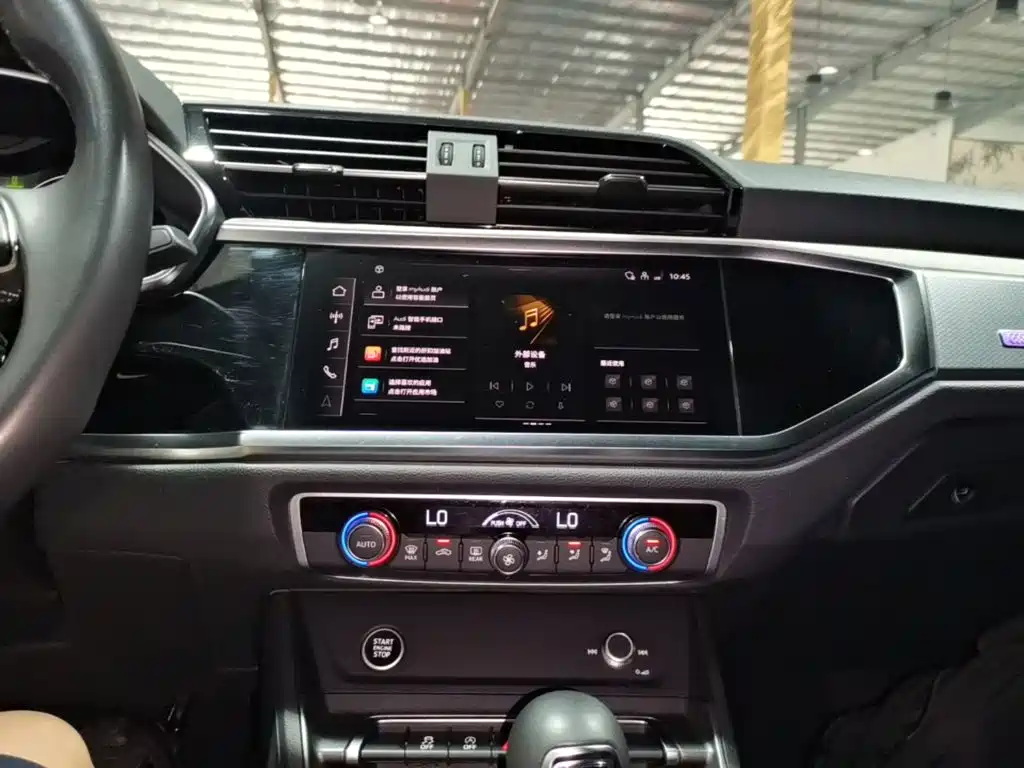 Audi Q3 2025 2024 35 TFSI Fashion Sport