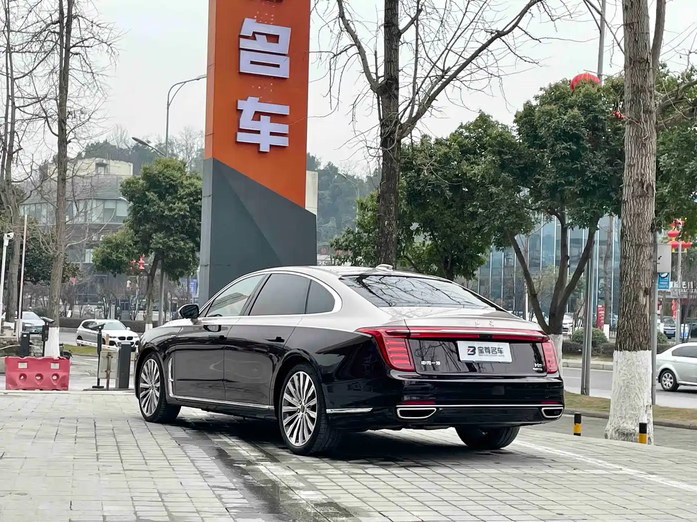  HONGQI H9