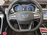 Фото 15 - Geely Vision X3