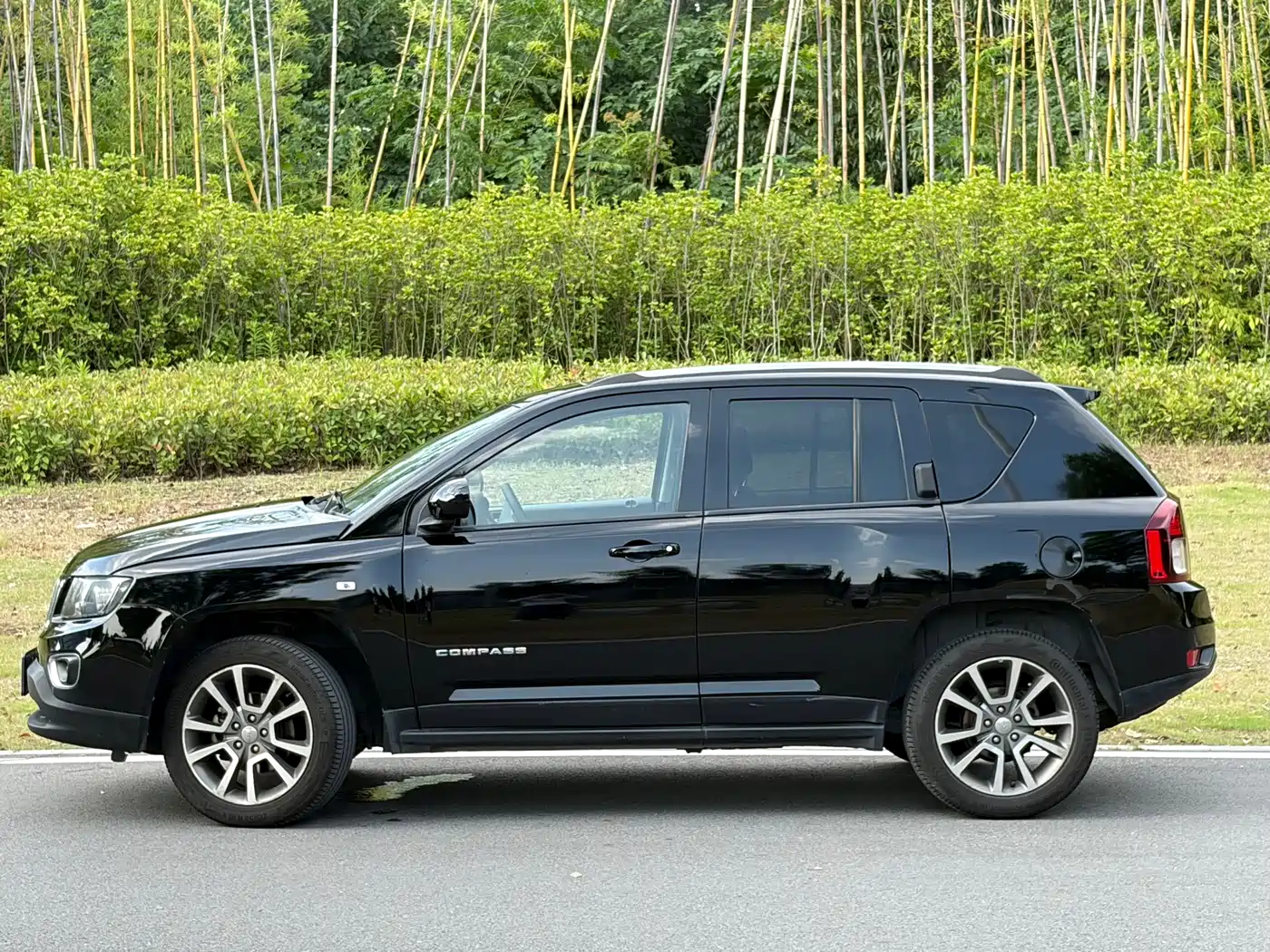 Фото 5 - Jeep Compass (Import)