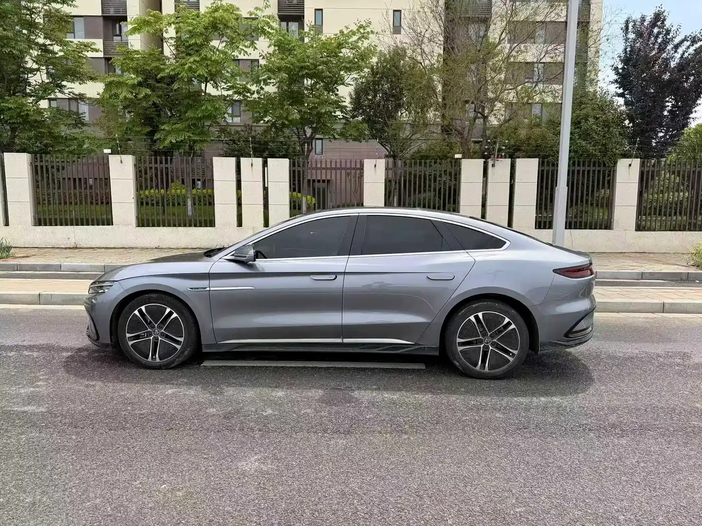 BYD Han 2020 EV Extended Range Premium фото 8
