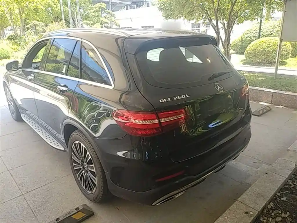 Mercedes-Benz GLC 2019 GLC 260 L 4MATIC Dynamic фото 5