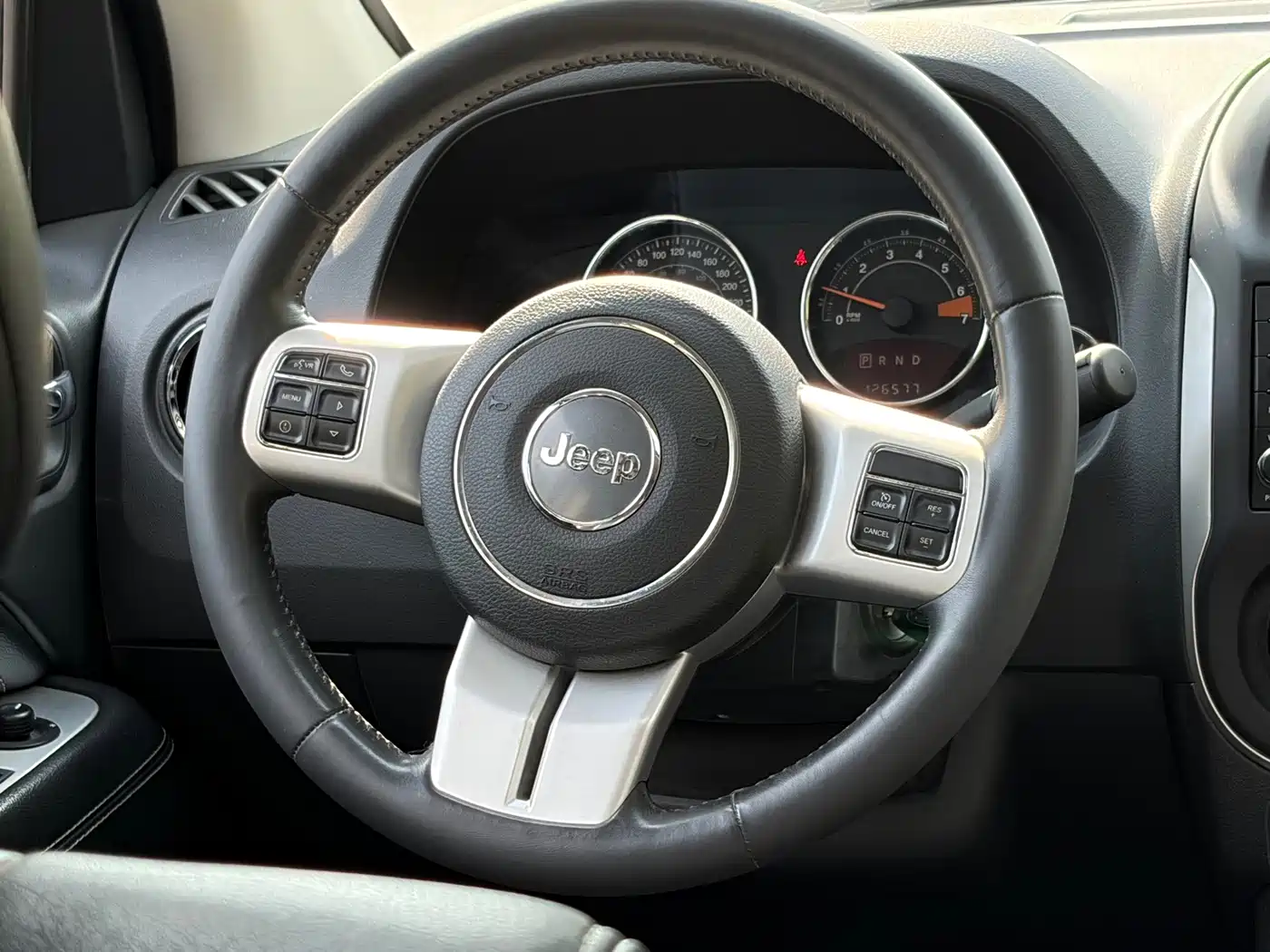 Фото 9 - Jeep Compass (Import)