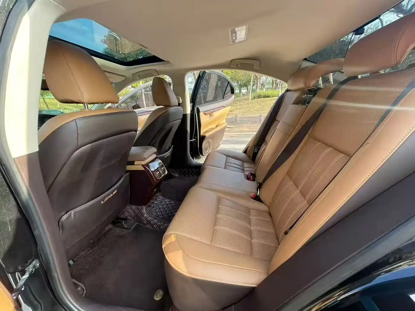 Lexus ES 2015 200 Elite Edition фото 9