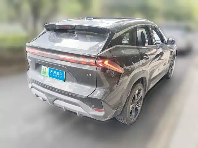 Geely Galaxy Galaxy L7 2024 1.5T 115km MAX Soaring Dragon Edition — фото 2