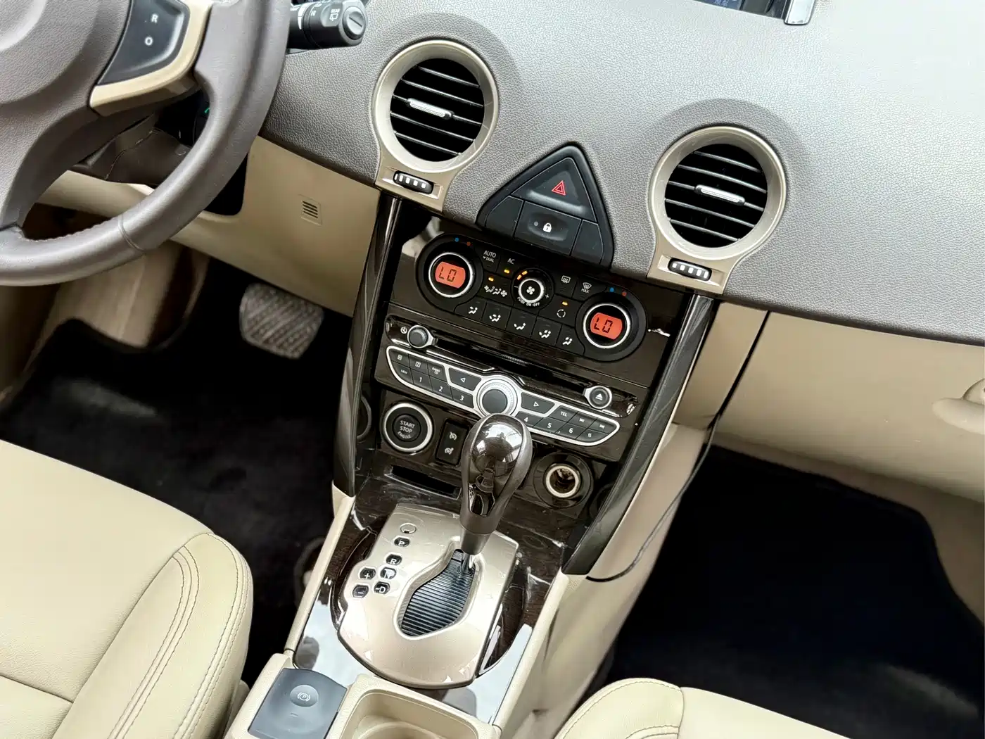 Renault Koleos (Import) 2013 2014 2.5L 4WD Luxury