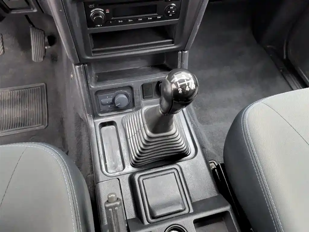 Leopaard Black King Kong 2013 2.2L Manual 4WD Standard Type фото 13