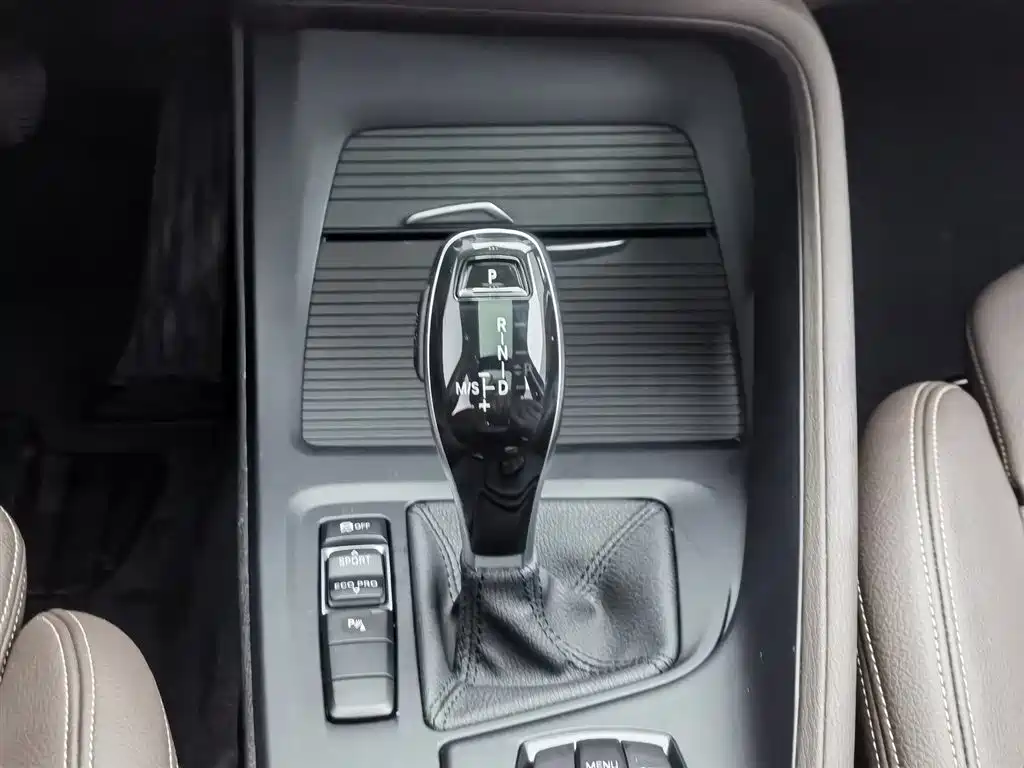 BMW X1 2020 sDrive20Li Fashion Model фото 13