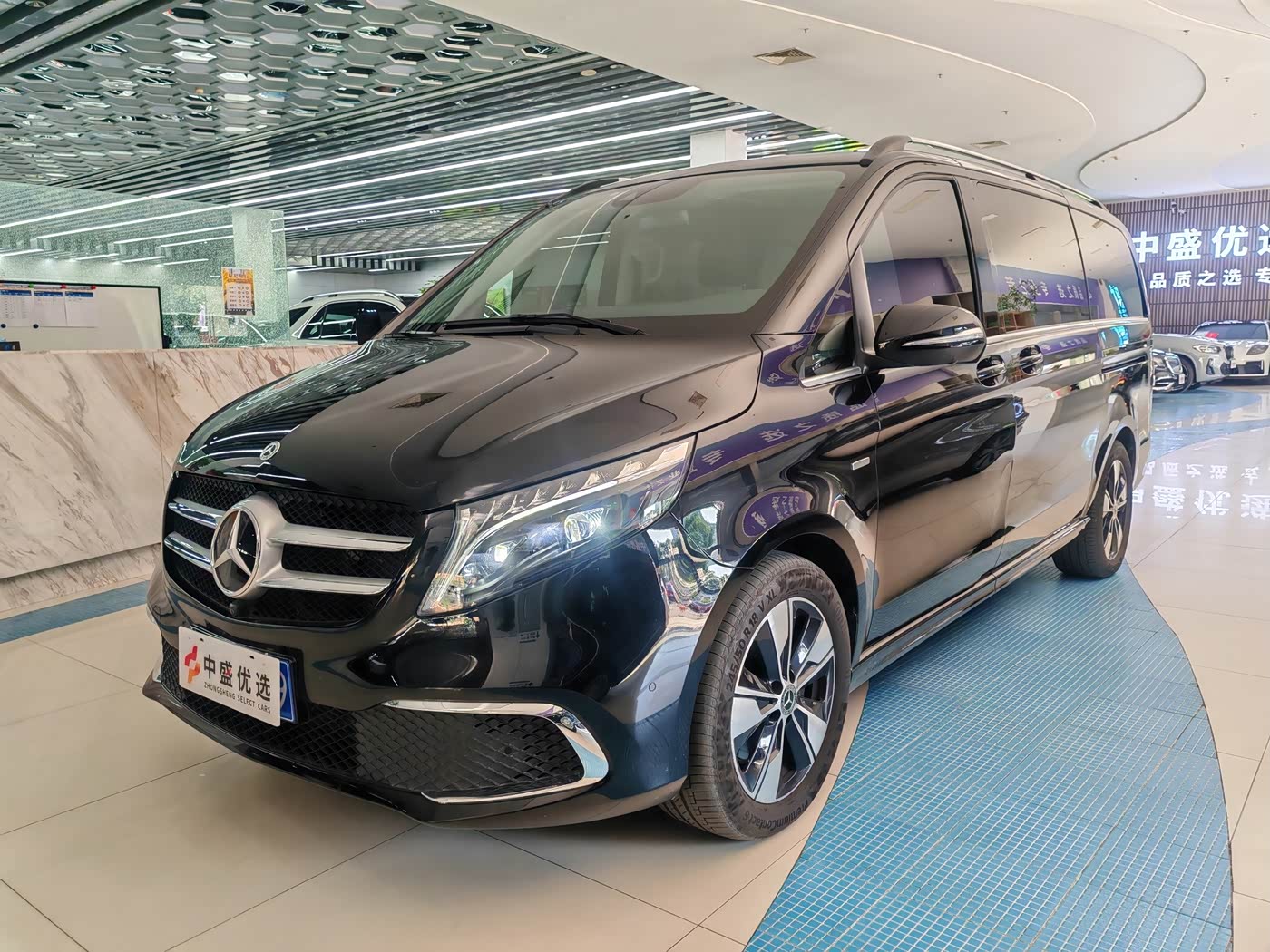 Mercedes-Benz V-Class