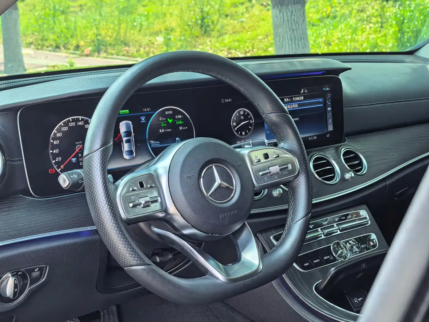Mercedes-Benz E-Class 2019 E 260 L Sport фото 9