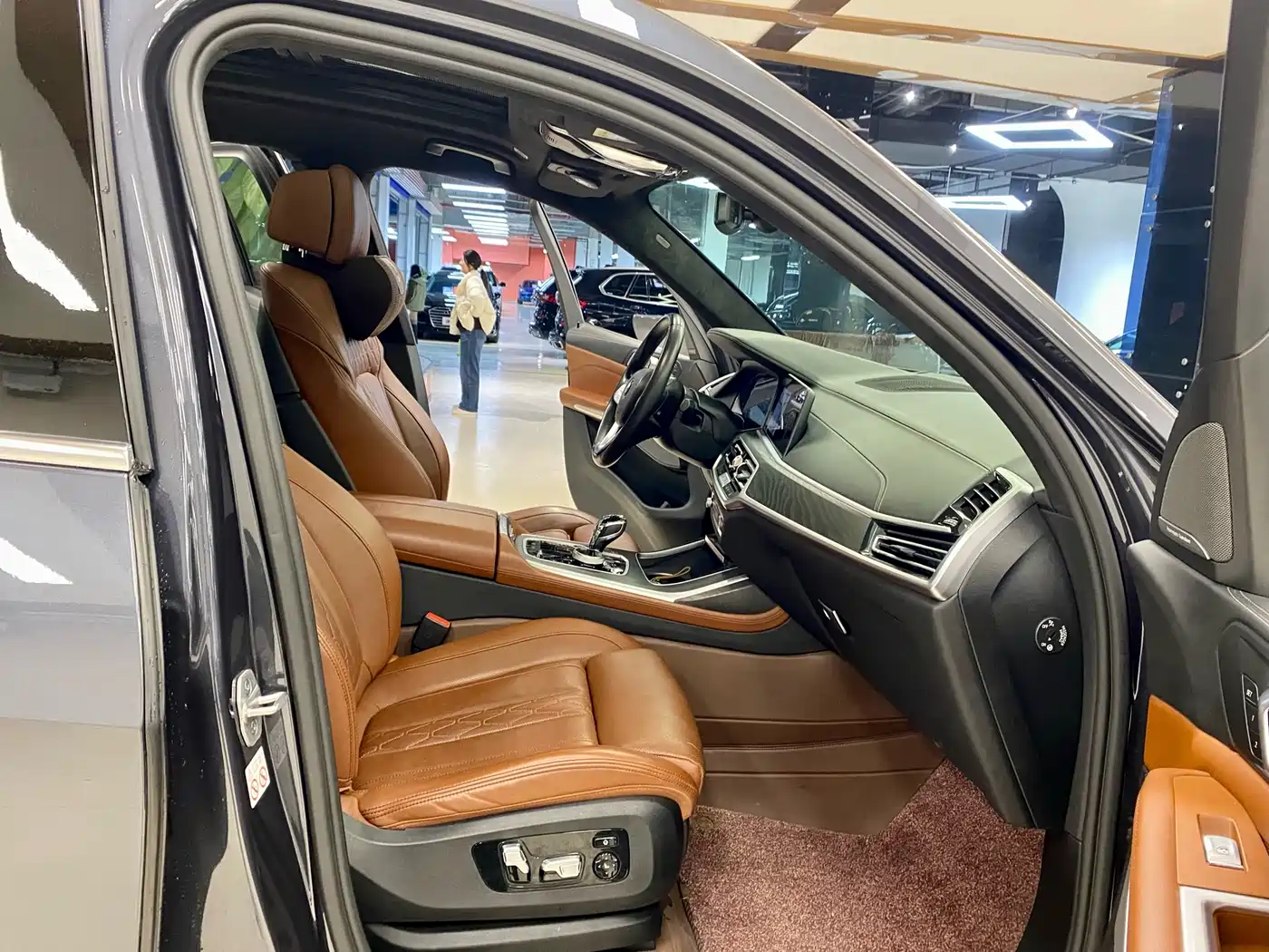 BMW X7 2021 xDrive40i Premium Luxury Package фото 16