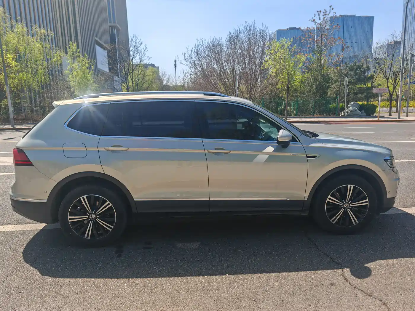 Volkswagen Tiguan L 2017 330TSI Automatic 2WD Flagship Edition фото 4