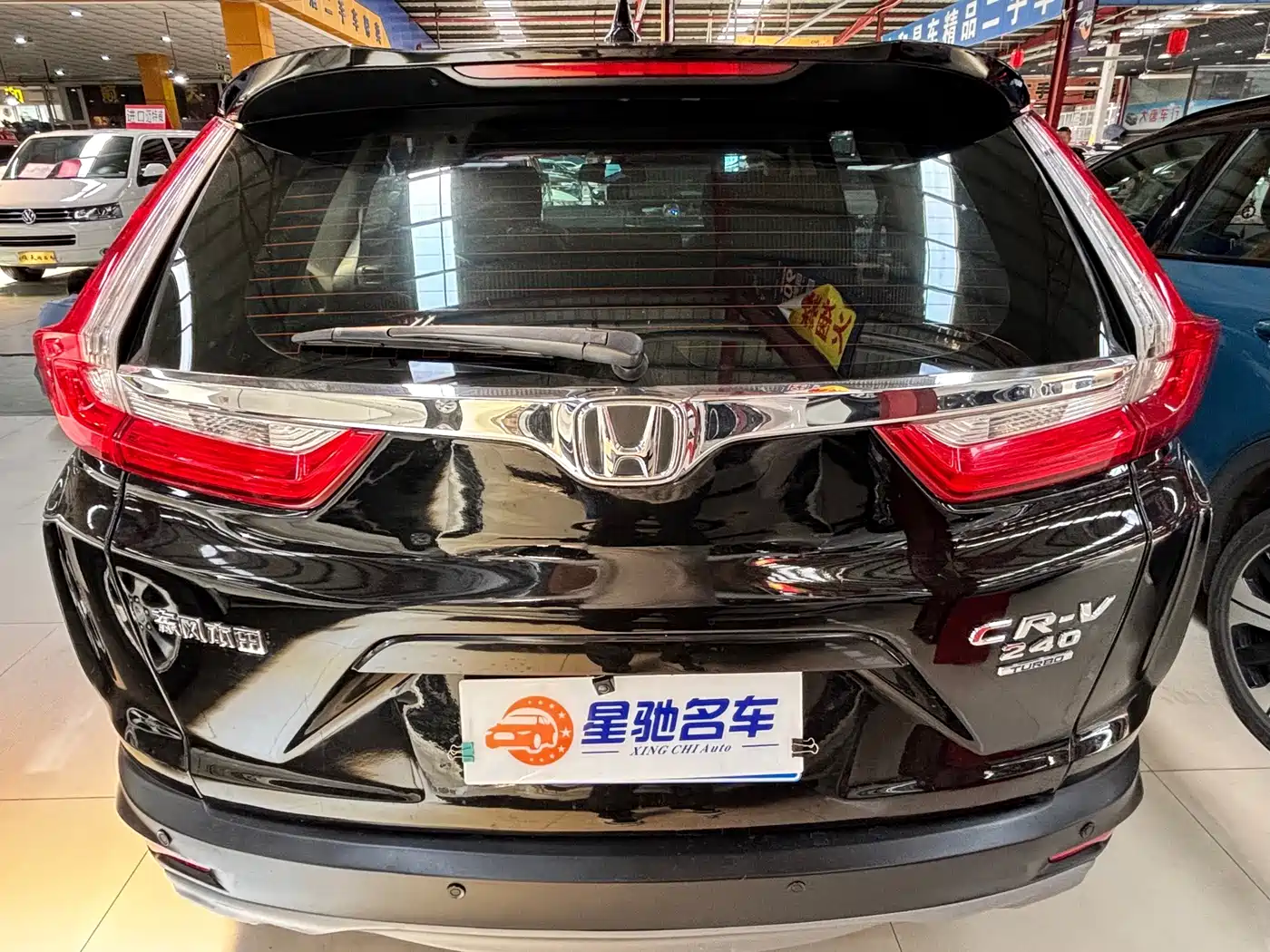 Фото 13 - Honda CR-V