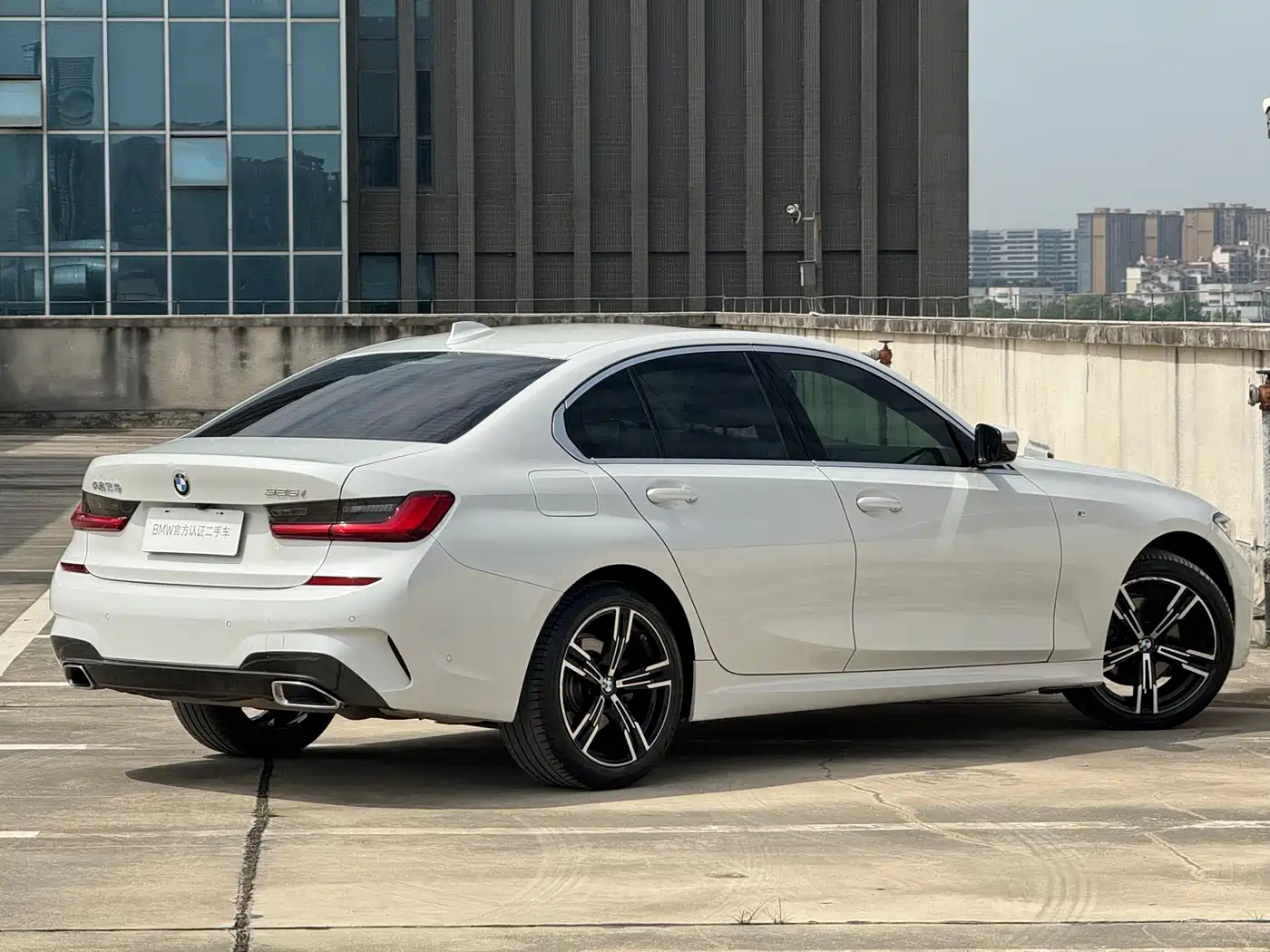 BMW 3 Series 2021 325i M Sport Package фото 19