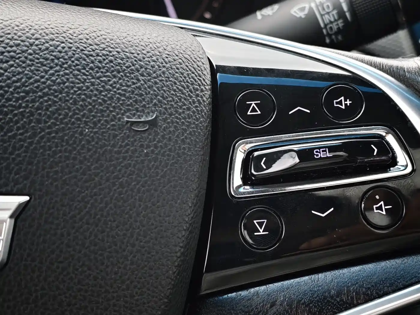 Cadillac XTS 2018 28T Technology фото 21
