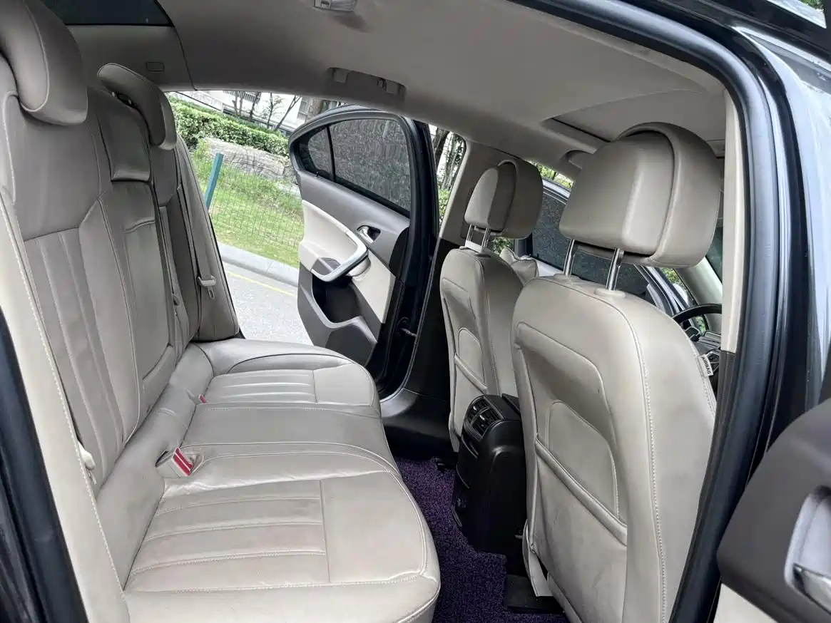 Buick Regal 2012 Model 2.0L Luxury фото 18
