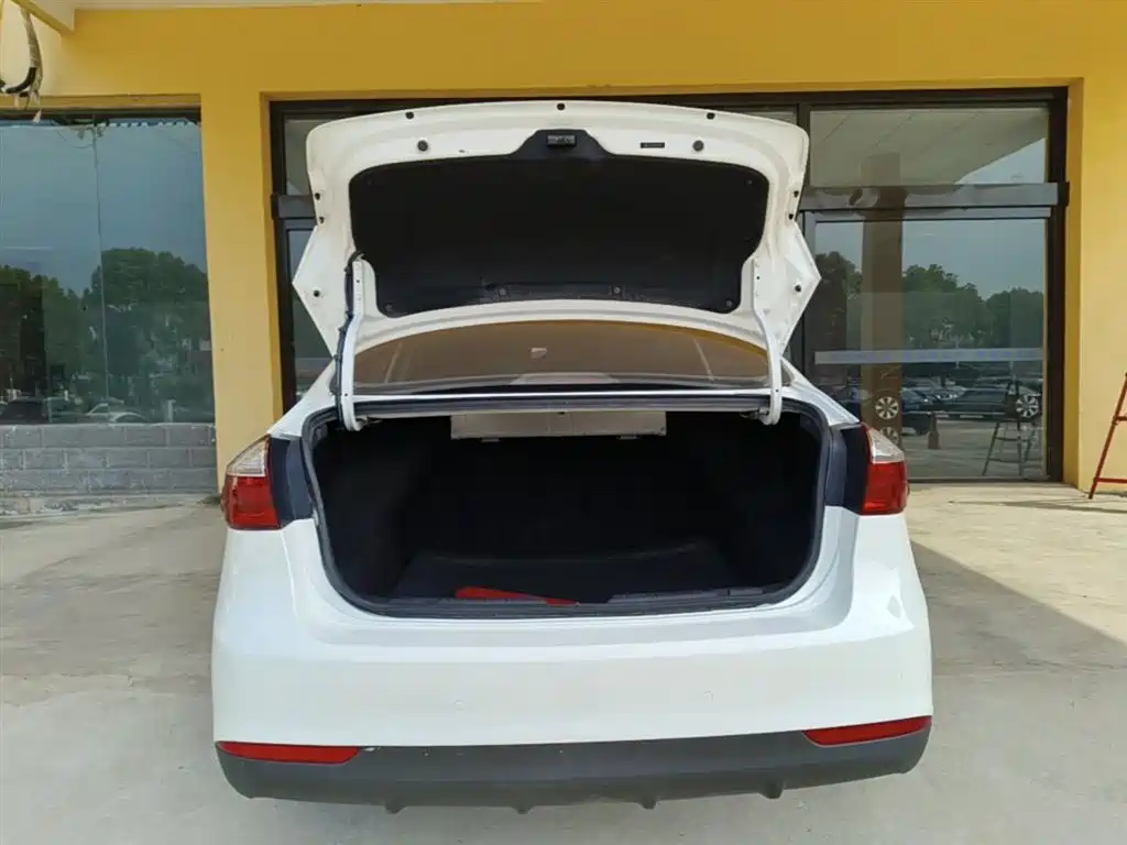 Kia K3 2016 1.6L Automatic GLS фото 19