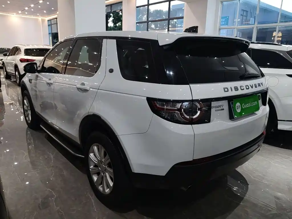 Фото 5 - Land Rover Discovery Sport