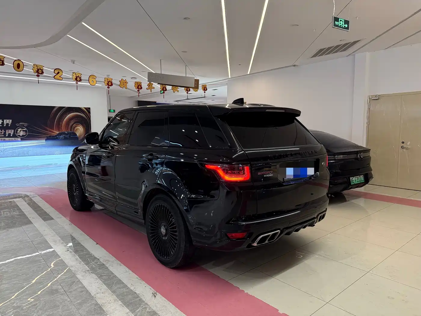 Land Rover Range Rover Sport 2016 Model 3.0 SC V6 HSE DYNAMIC фото 17
