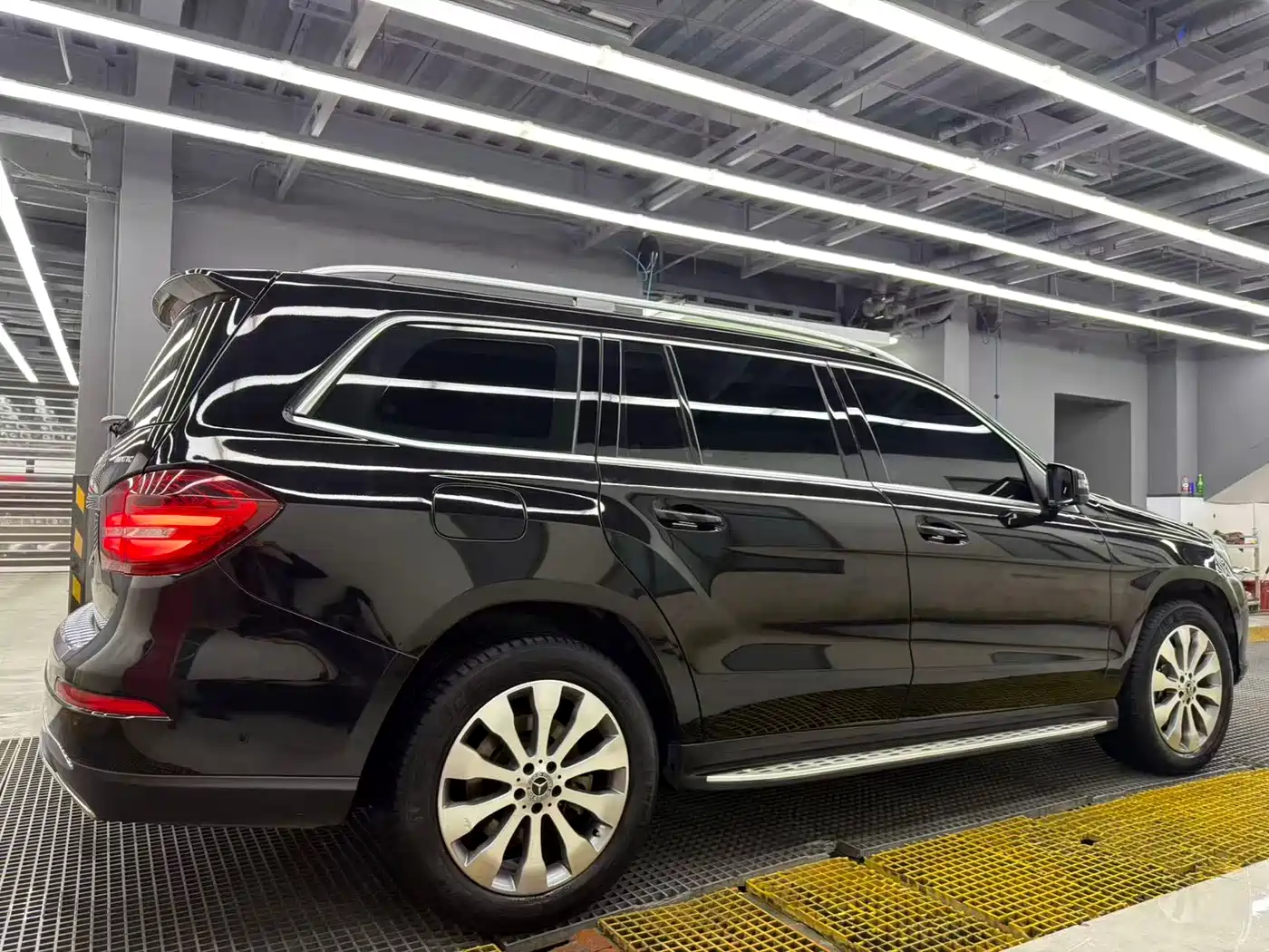 Mercedes-Benz GLS 2017 GLS 400 4MATIC Fashion фото 6